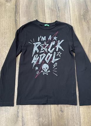 Чорний лонгслів benetton з рокерським принтом "i'm a rock idol"