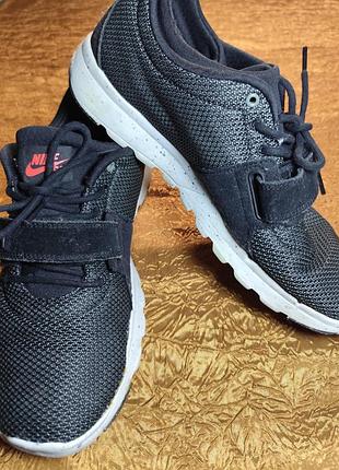 Кросівки чоловічі nike 44 розмір