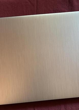 Lenovo ideapad 3 14ada05