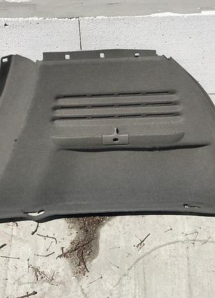 Бу обшивка багажника renault scenic 2, 8200228010, права