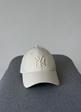 Кепка new era