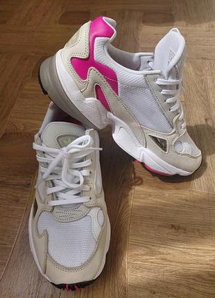 Кроссовки adidas