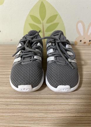 Дитячі кросівки adidas