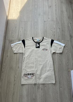 Футболка adidas