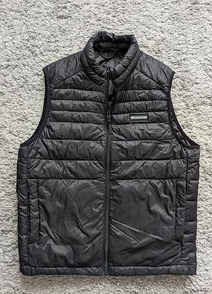 Жилетка jack & jones, size s(може бути на м), стан ідеальний, плечі 42 підпахви 55 довжина 67