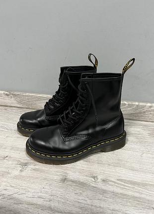 Шкіряні черевики dr. martens