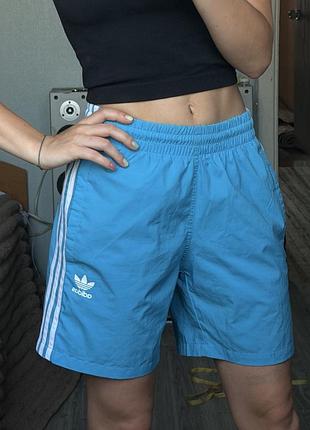 Шорти adidas жіночі adidas originals яскраво голубі