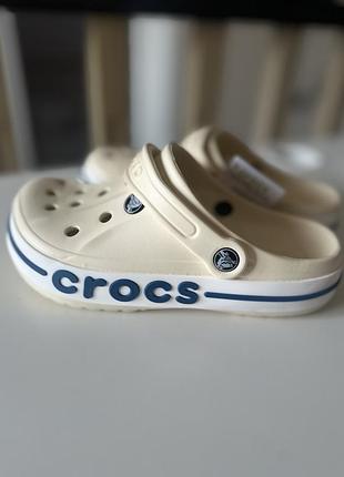 Шльопанці crocs 23 см молочно лимонний