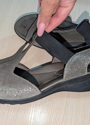 Mephisto босоножки женские кожаные 41 о по уст 27 см ширина 9 см танкетка 4 см