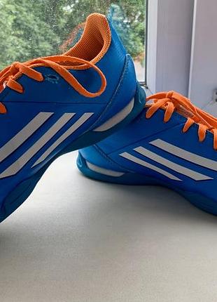 Футзалки\сороножки adidas f10 (d67198) 38 размер, стелька 24 см