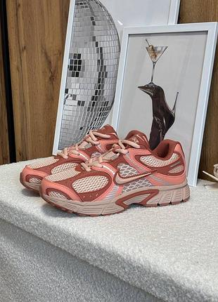 Стильные женские кроссовки nike v5 rnr red bugrundy
