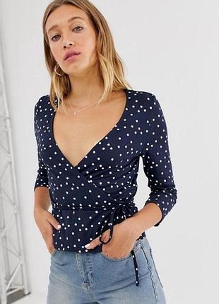 Кофточка на запах в горошек monki, размер xs