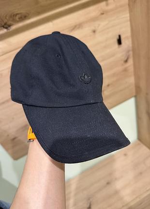 Кепка adidas