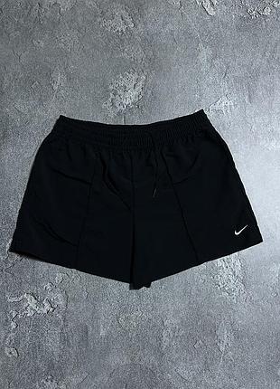 Спортивні шорти nike m розмір оригінал чорні жіночі ідеальні