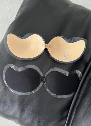 Невидимий силіконовий бюстгальтер "fly bra" з пуш-ап ефектом та застібкою спереду, багаторазовий, колір бежевий/чорний, розмір a
