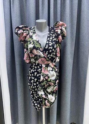 Платье boohoo 10/38