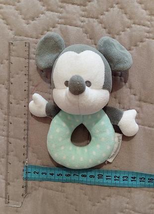 Мягкая игрушка-погремушка clementoni disney baby mickey