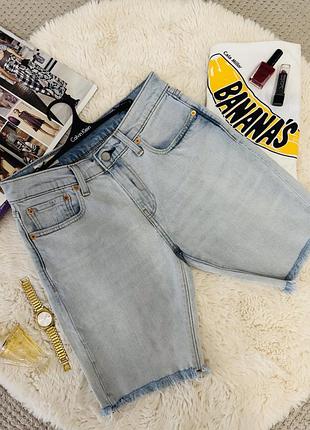 Голубі джинсові шорти levi's 412 slim fit 28 розмір