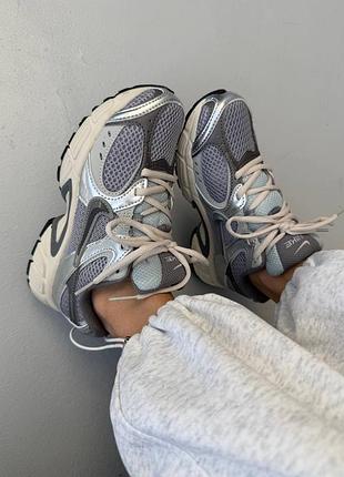 Жіночі кросівки nike zoom v5 rnr