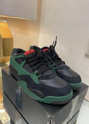 Оригінальні кросівки  nike air jordan 4 rm