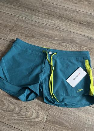 Нові жіночі спортивні шорти speedo l розміру