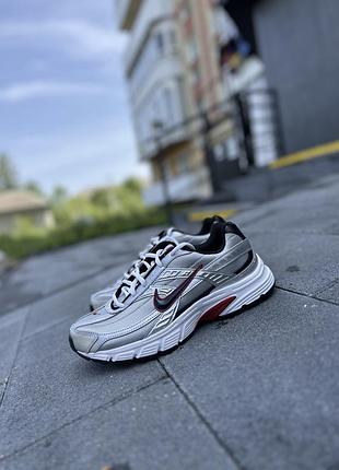 Кросівки nike initiator