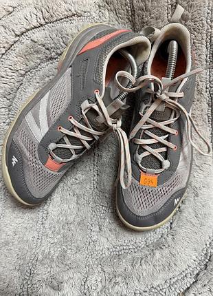 Кросівки жіночі quechua 42 р.( уст 27 см