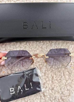 Окуляри бренду bali