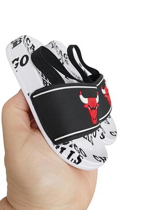 Стильные детские шлепанцы сланцы chicago bulls с ремешком р. 20-21 (
