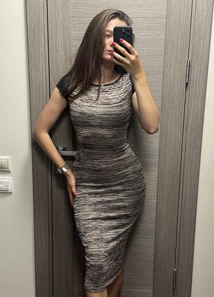 Нова сукня new look міді xs/s (eu 36) з екошкіряними рукавами