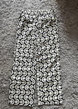 Легкие летние брюки zara