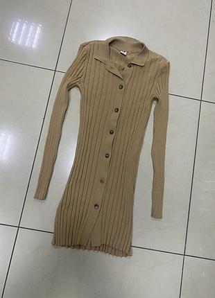 Платье трикотажное на пуговицах visual clothing project s
