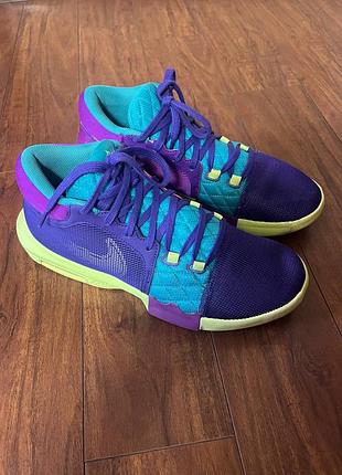 Баскетбольные кроссовки nike lebron witness 8 оригинал размер 45
