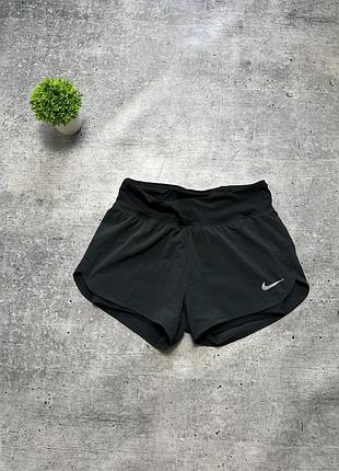 Женские шорты nike