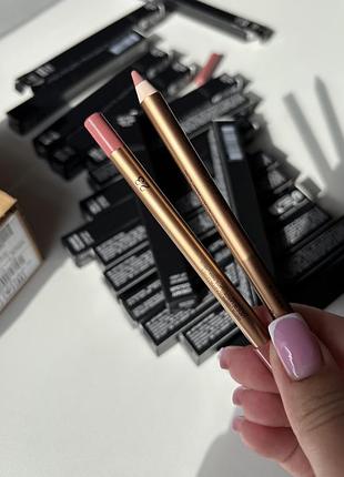 Олівець для губ 23 creamy colour comfort lip liner kiko milano. олівець 23 кіко мілано