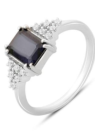 Срібне кільце komilfo з натуральним сапфіром 1.947ct, фіанітами, вага виробу 2,9 г (2162568) 17.5 розмір 2.9, 18