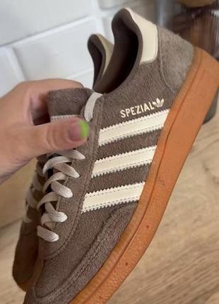 Кросівки коричневі  adidas spezial адідас
