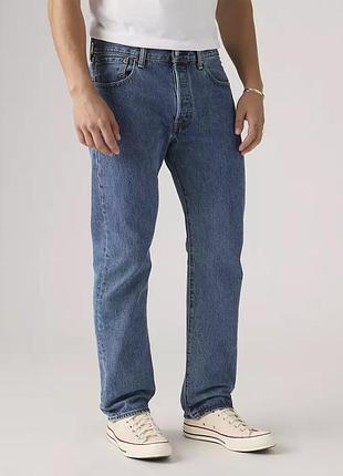 Блакитні джинси levis 501 regular straight fit