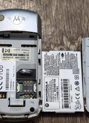 Motorola c121 4