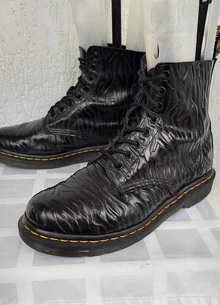 Ботинки,берци кожанние dr martens 1460 flames pascal zebra р.39
