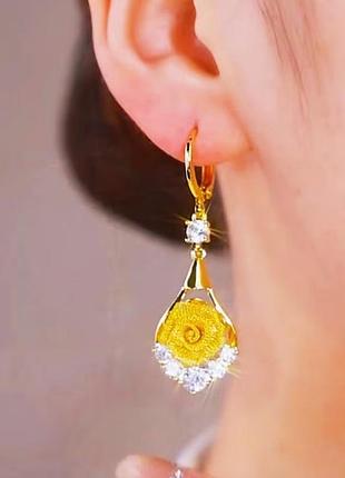 Винтажные серьги золотые розы