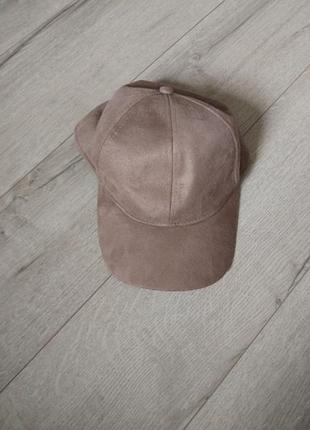 Кепка з італії h & m