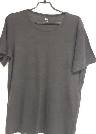 F&amp;f
42/xl/50
мужская базовая футболка темно серого цвета в светлый рубчик 
хлопок, вискоза полиамид
бангладеш 
идеальное состояние