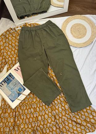 Бавовняні брюки від uniqlo