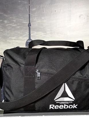 Спортивная сумка reebok active core graphic medium duffel (ec5577) страна производитель индонезия оригинал