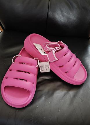 Ugg босоніжки