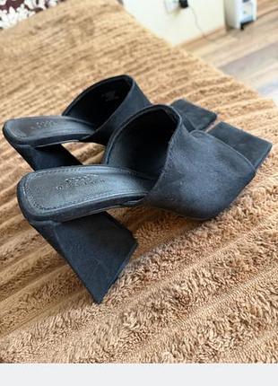 Мюлі asos  розмір 37