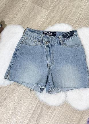 Джинсові шорти hollister з високою посадкою та асиметричною застібкою 🩵