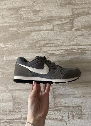 Кросівки nike md runner 2 2