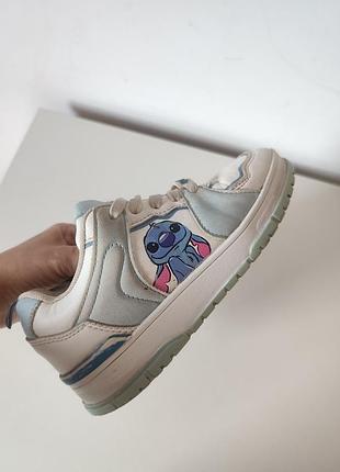 Кросівки zara